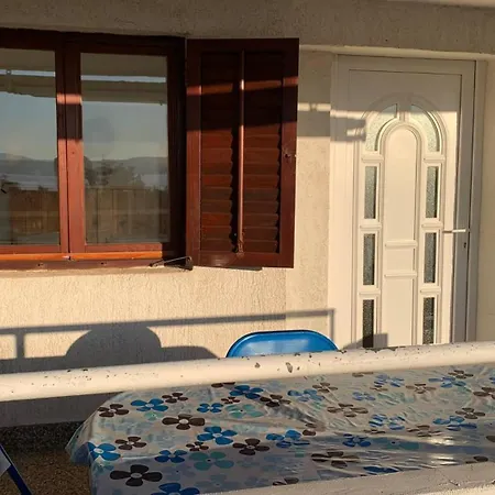 Апартаменты With Parking Space Njivice, Krk - 21770